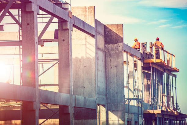 Best Custom Concrete Contractor  in Frankfort, MI